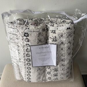Annie Selke Hawthorn Gray Coverlet King